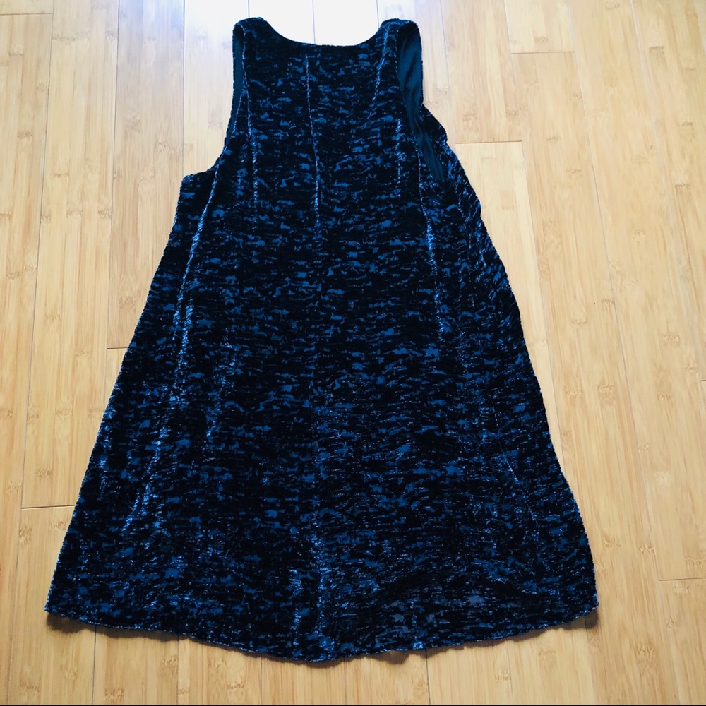 Aritzia Wilfred Free Devore Burnout Velvet Dress Dark Purple with Black Slip - Picture 7 of 7